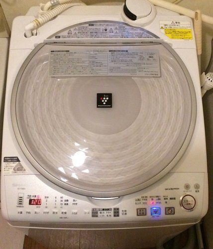シャープの洗濯機(ES-TX810)